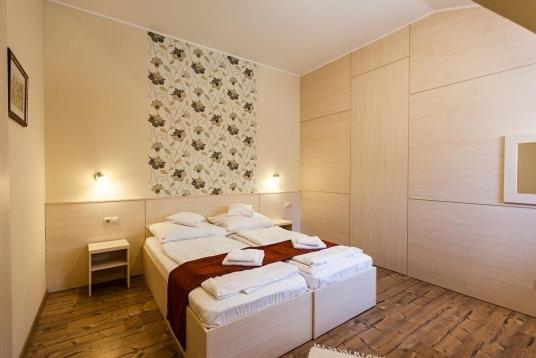 Piroska Csarda Es Panzio Bed & Breakfast Siofok Dış mekan fotoğraf