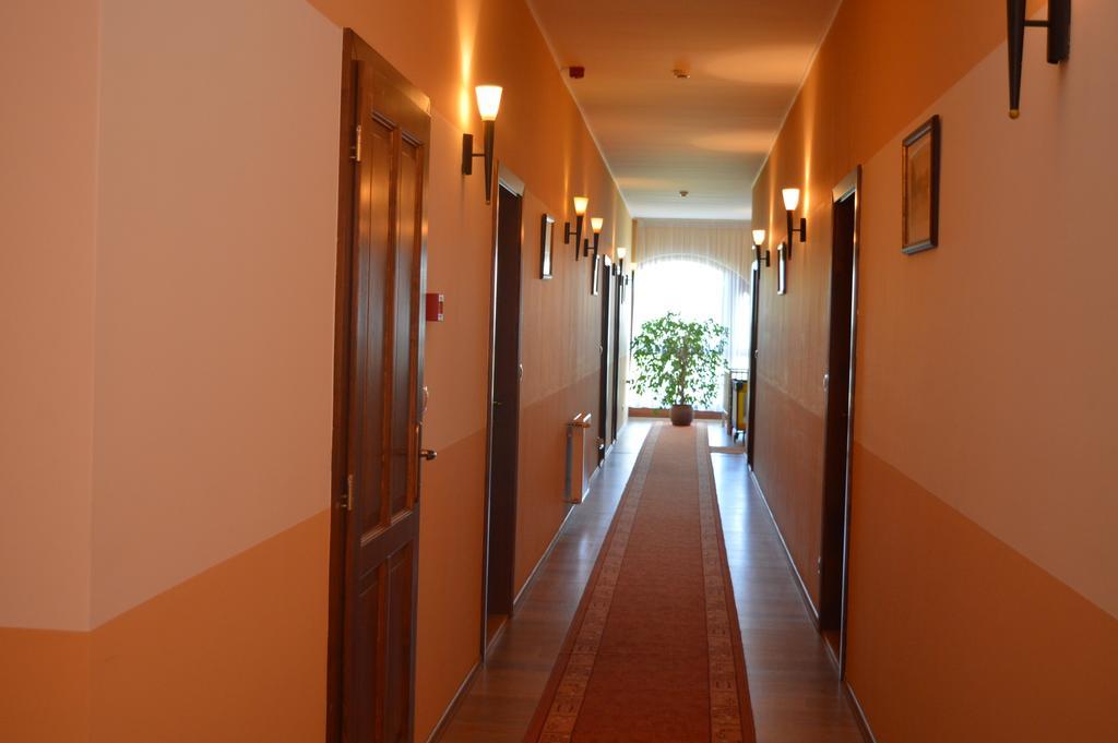 Piroska Csarda Es Panzio Bed & Breakfast Siofok Dış mekan fotoğraf