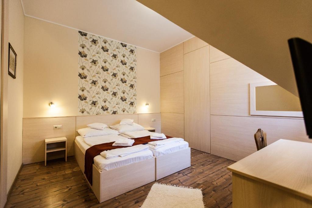 Piroska Csarda Es Panzio Bed & Breakfast Siofok Dış mekan fotoğraf