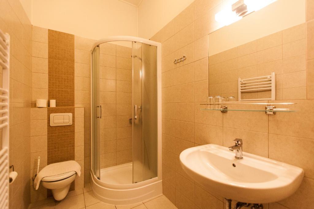 Piroska Csarda Es Panzio Bed & Breakfast Siofok Dış mekan fotoğraf